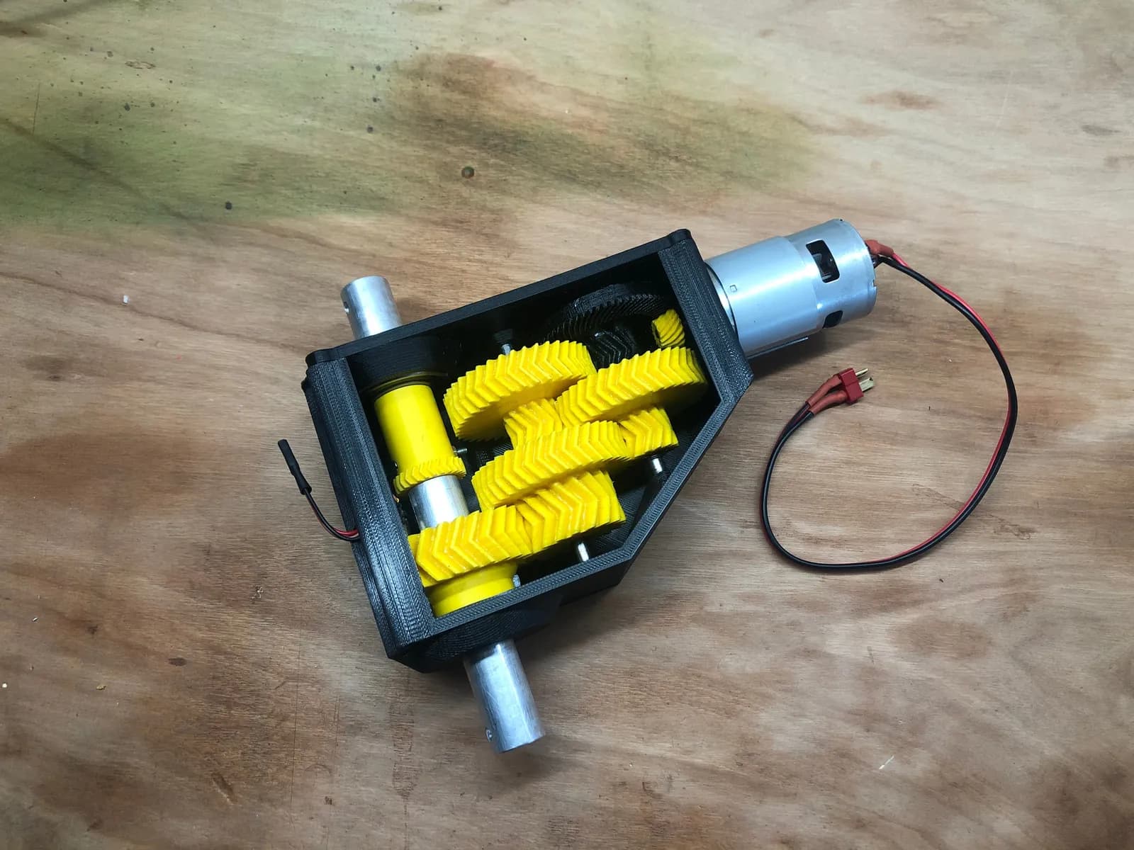 HighTorque gearbox build photograph